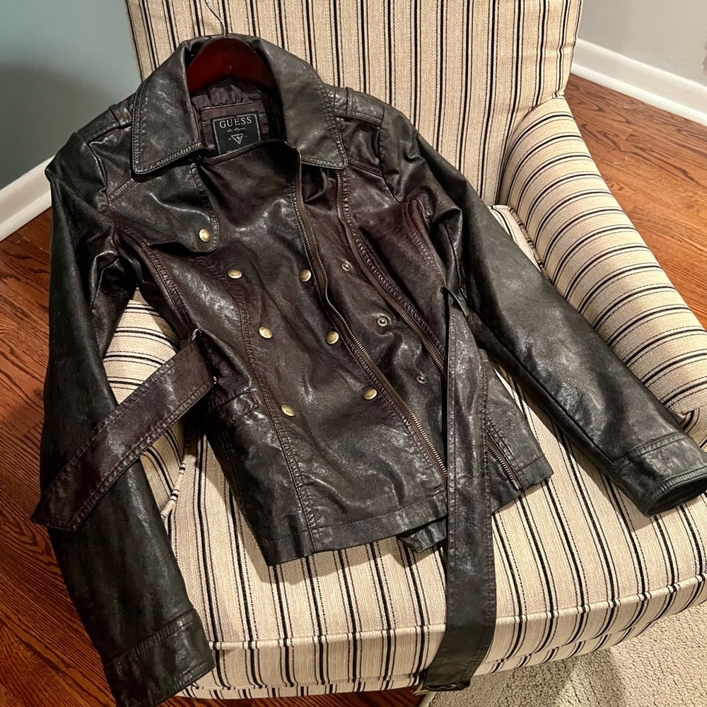 Guess jacket. - Picture 2 of 2